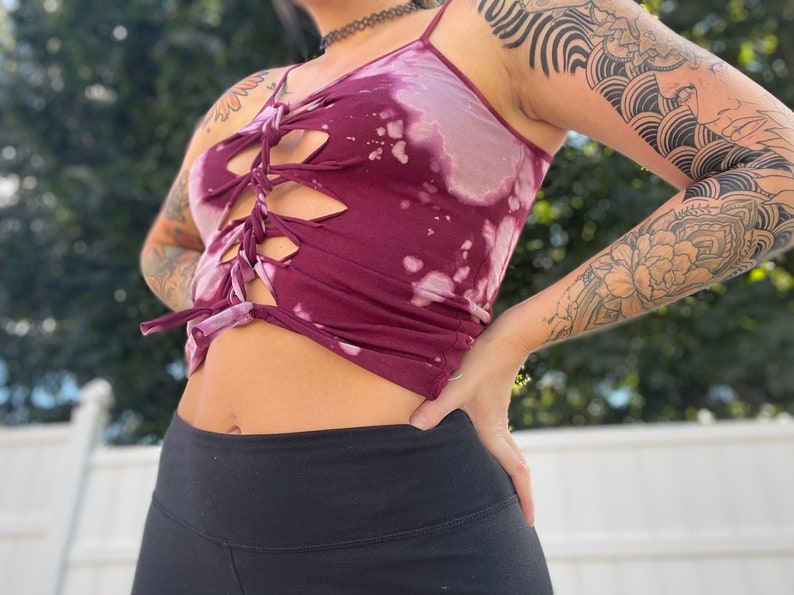 S/M Acid Wash Slit Weave Top