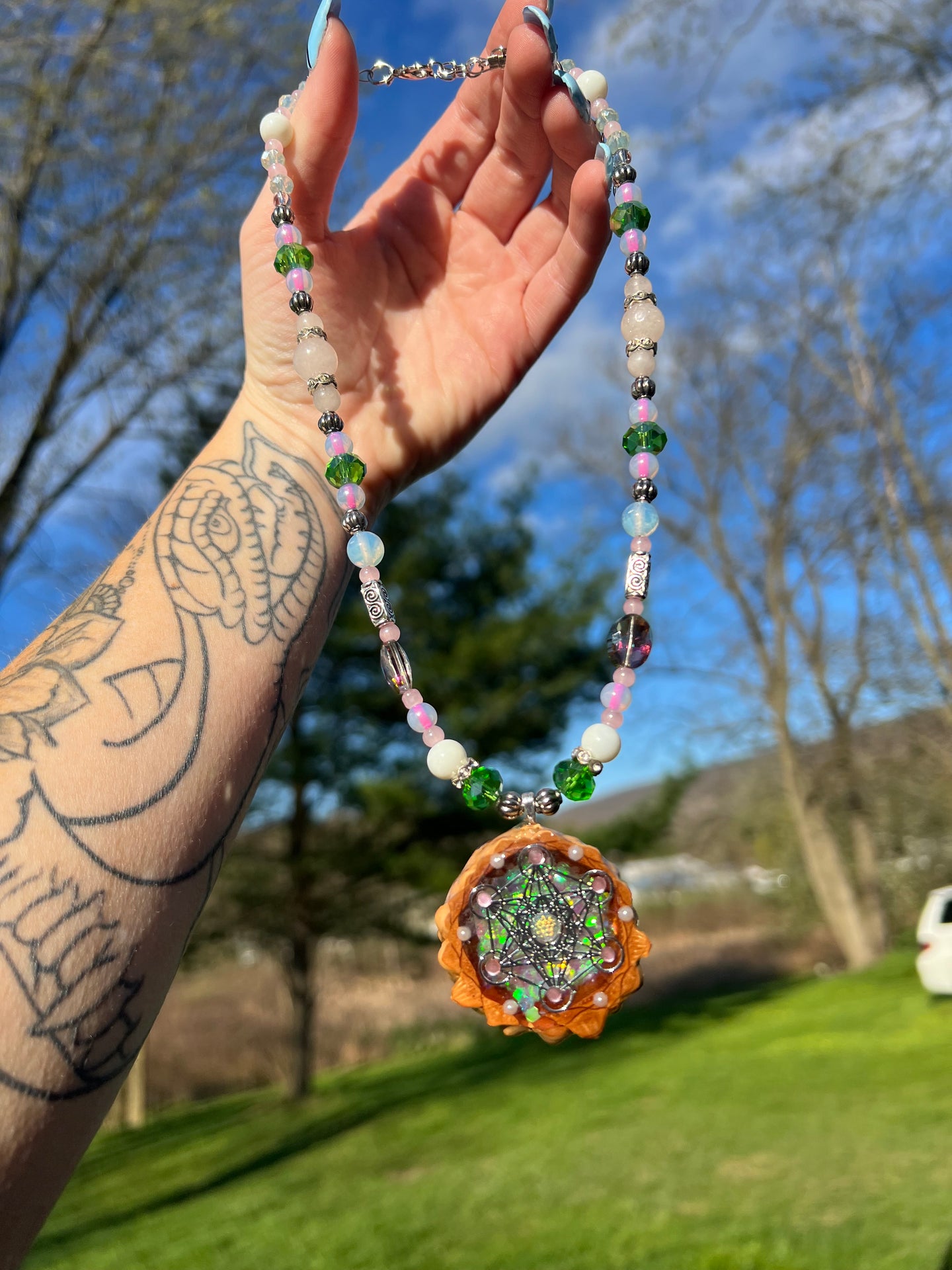 Holographic Beaded Pinecone Necklace 22”