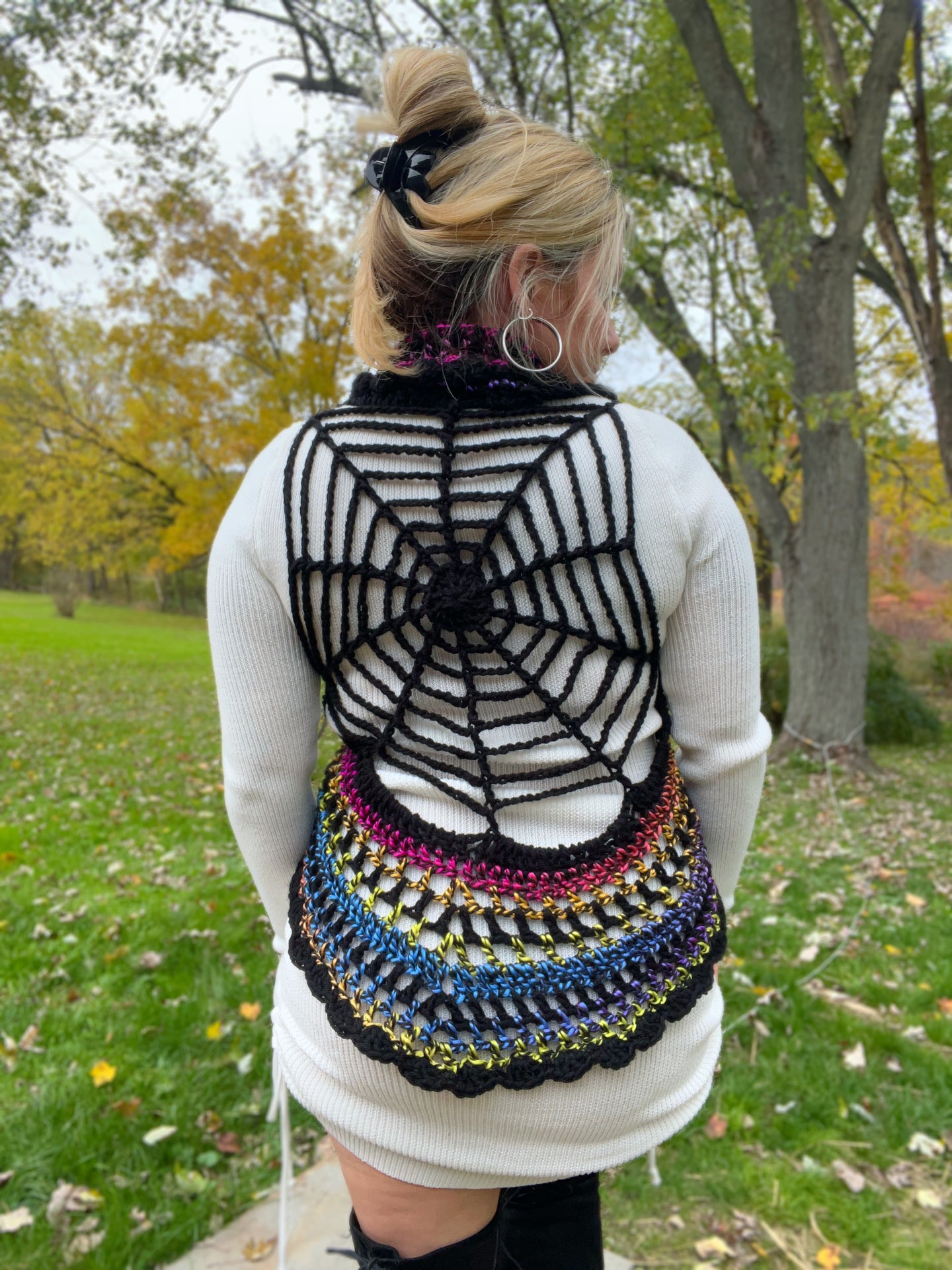 Spider Web Vest - Medium