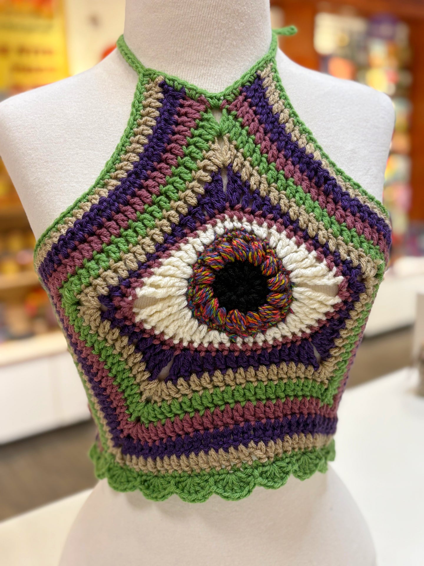 The Eyetomic Bond Top Pattern