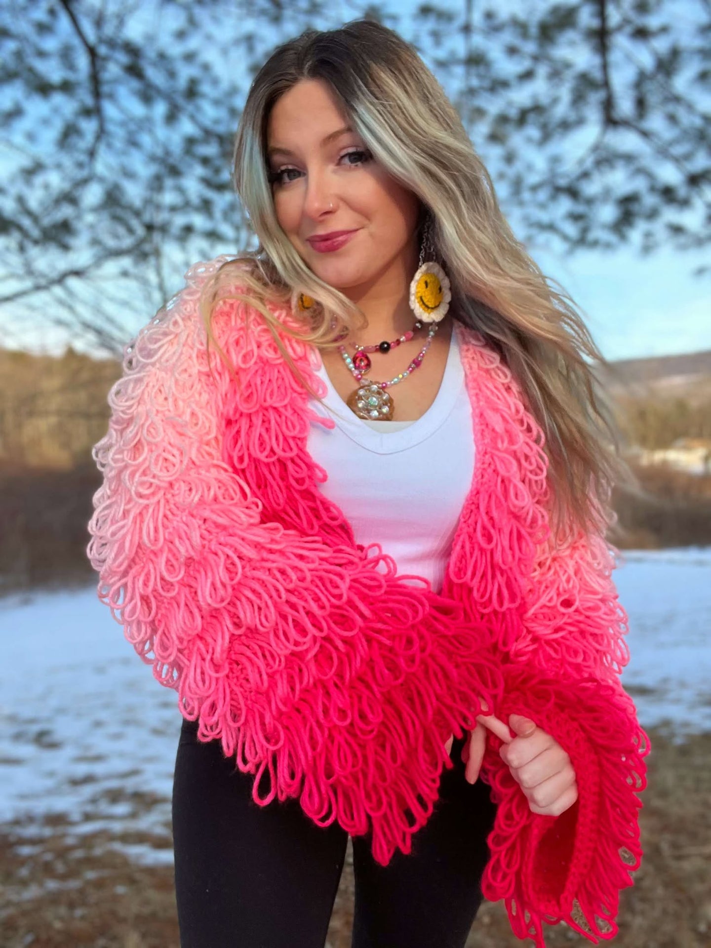 S/M Cropped V-Day Fringe Cardigan