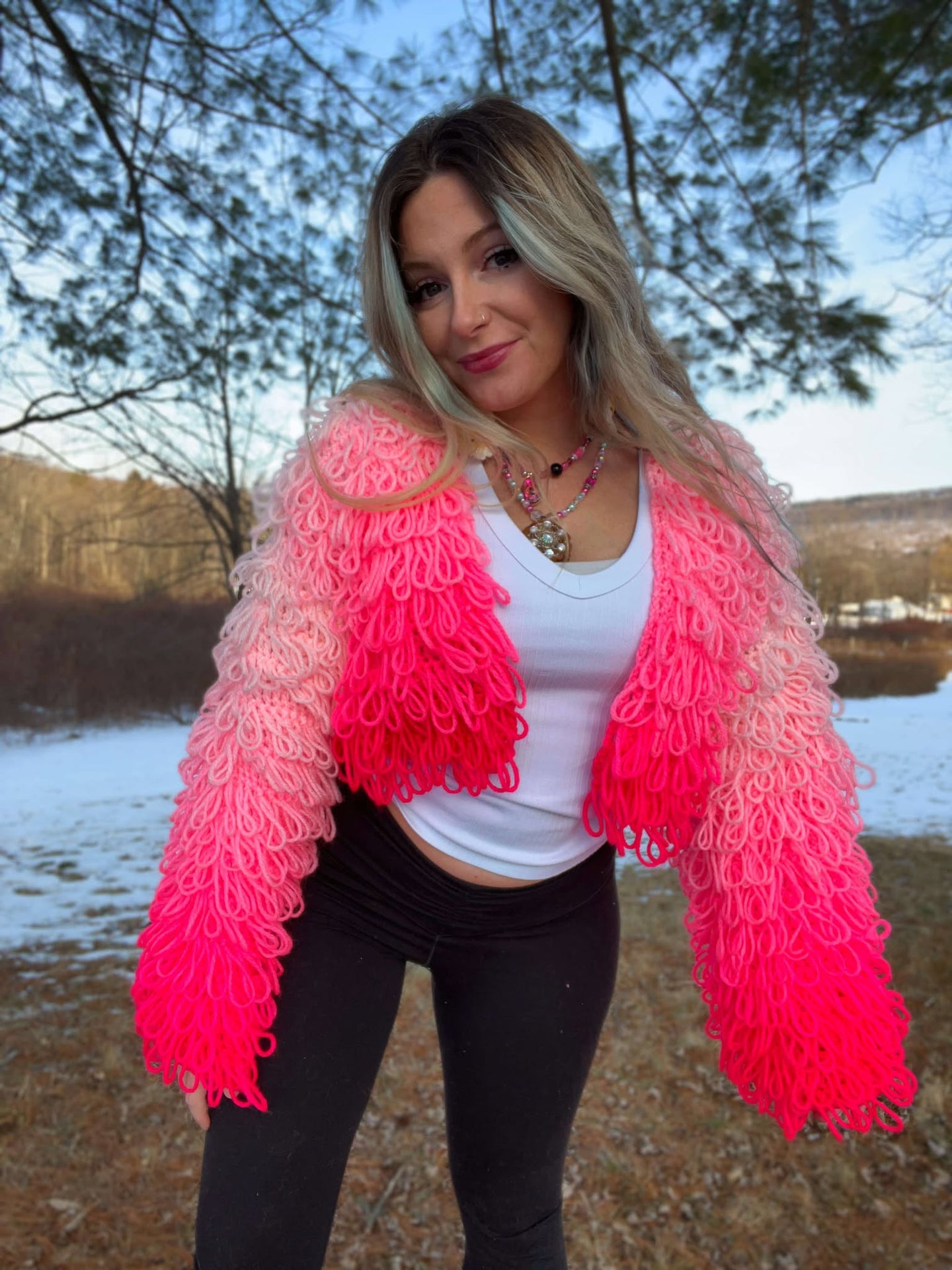 S/M Cropped V-Day Fringe Cardigan