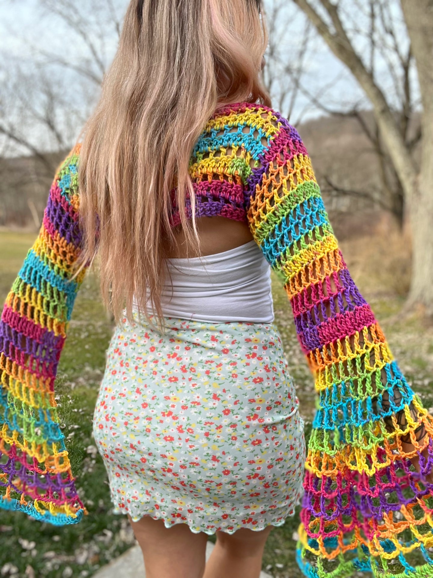 M/L Manic Pixie Shrug