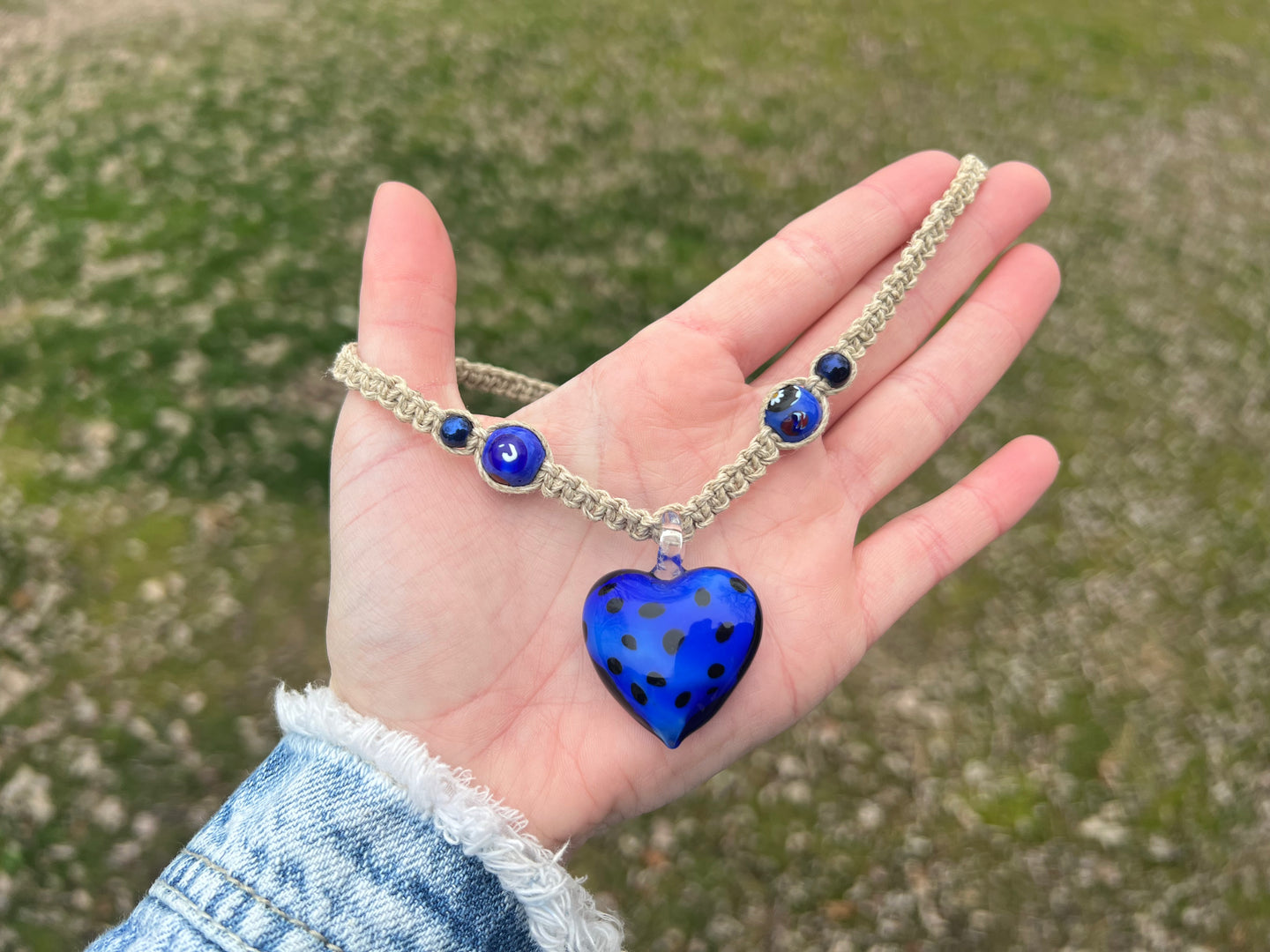 Glass Heart Hemp Choker / 14-18 inches