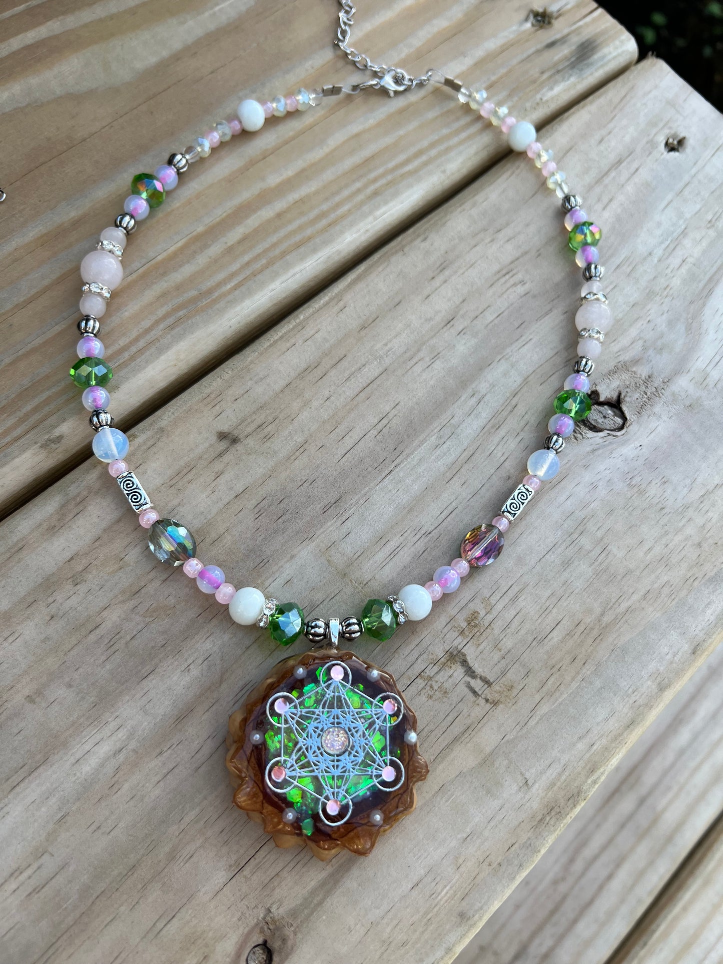Holographic Beaded Pinecone Necklace 22”