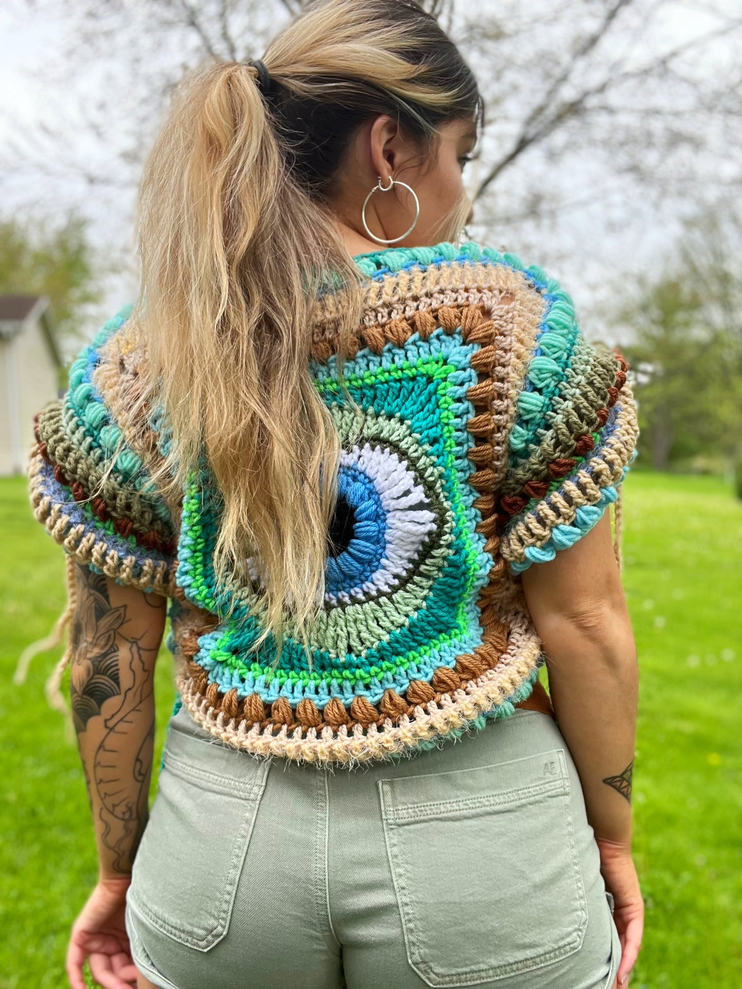 M/L Cinched Third Eye Sweater