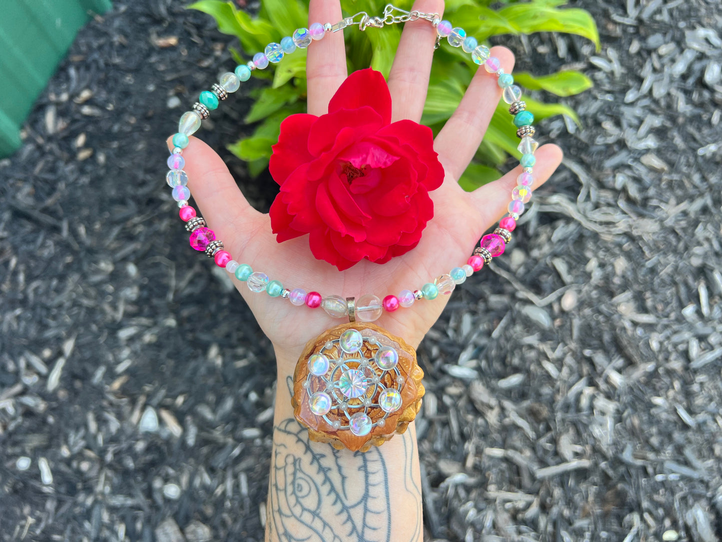 Geometric Pinecone Beaded Choker 17-19”