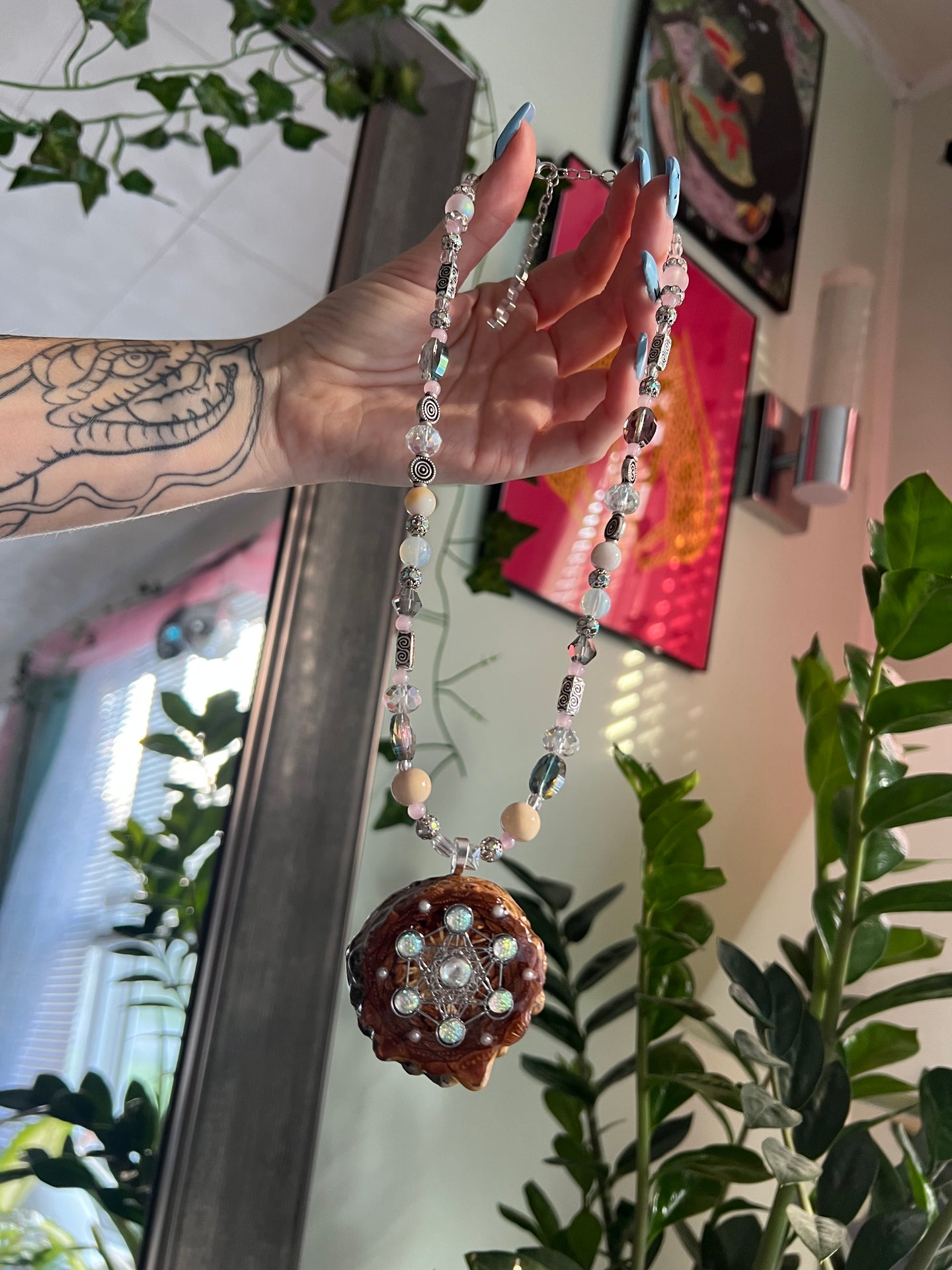 Holographic Beaded Pinecone Necklace 22”