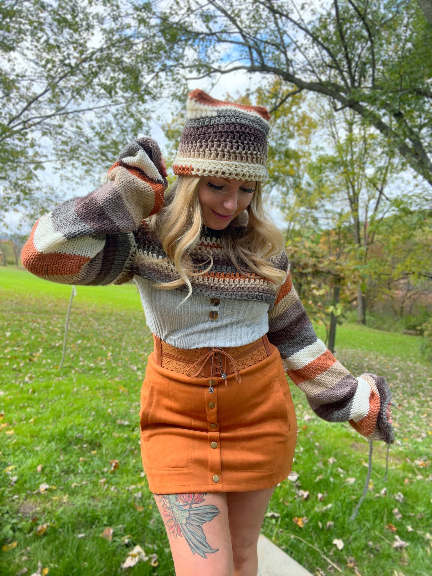 Medium Fall Set (Shrug & Kitten Beanie)