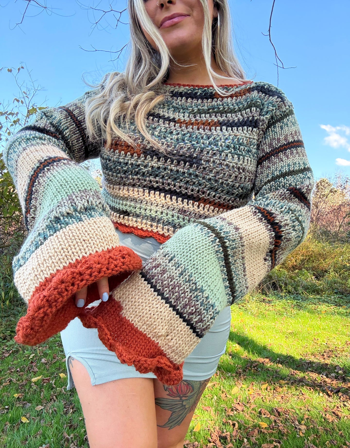 Hybrid Cropped Fall Sweater (S/M)