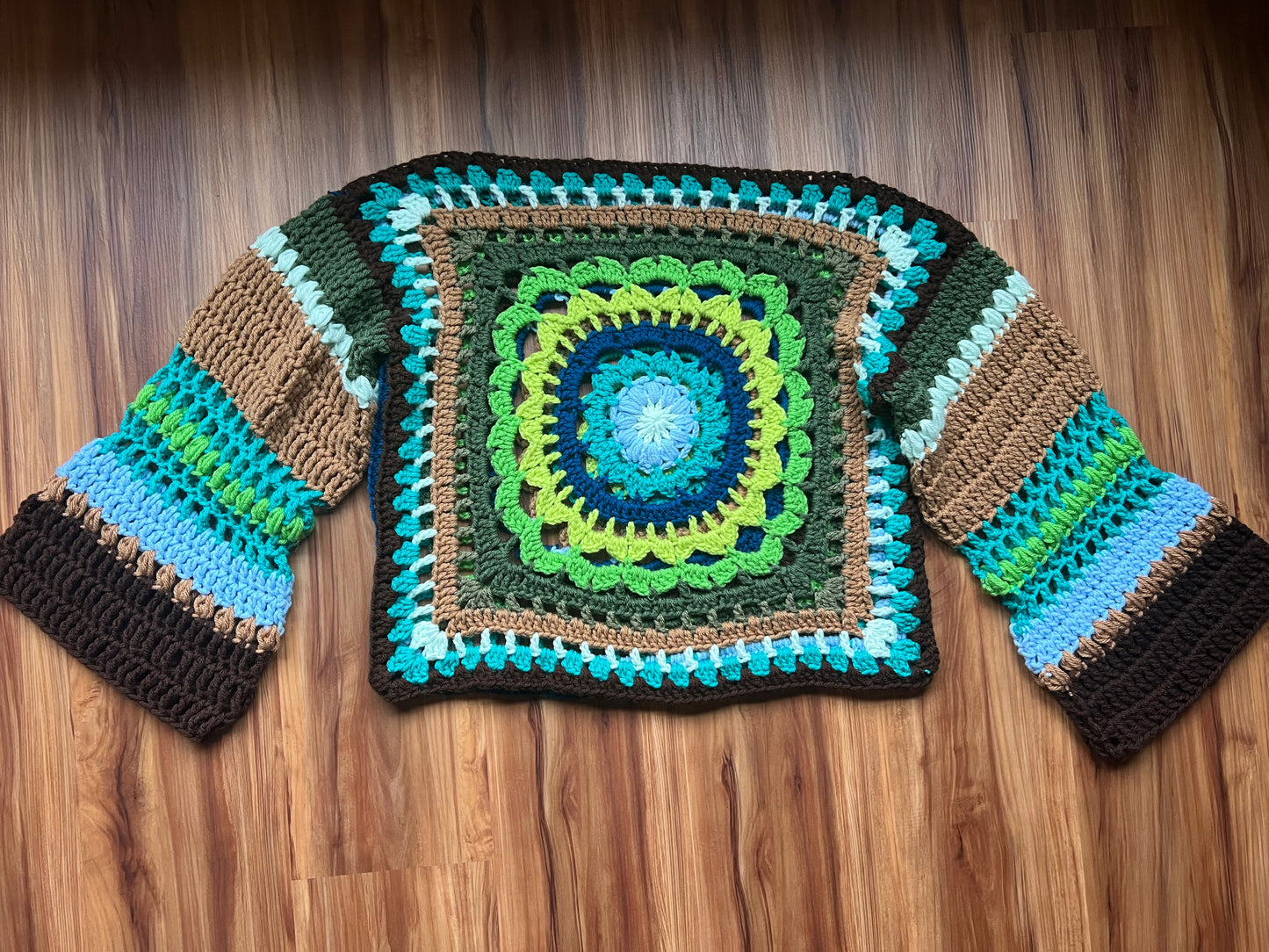 Reversible Mandala Effect Sweater - Large
