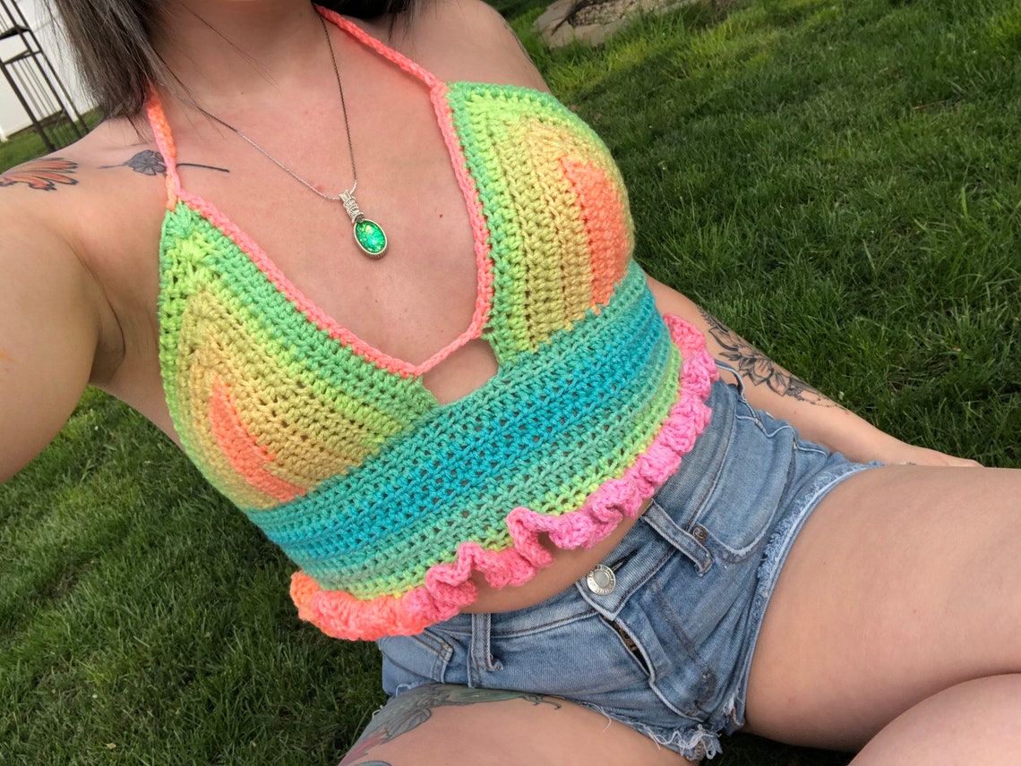 S/M Retro Stripe Crochet Crop Top