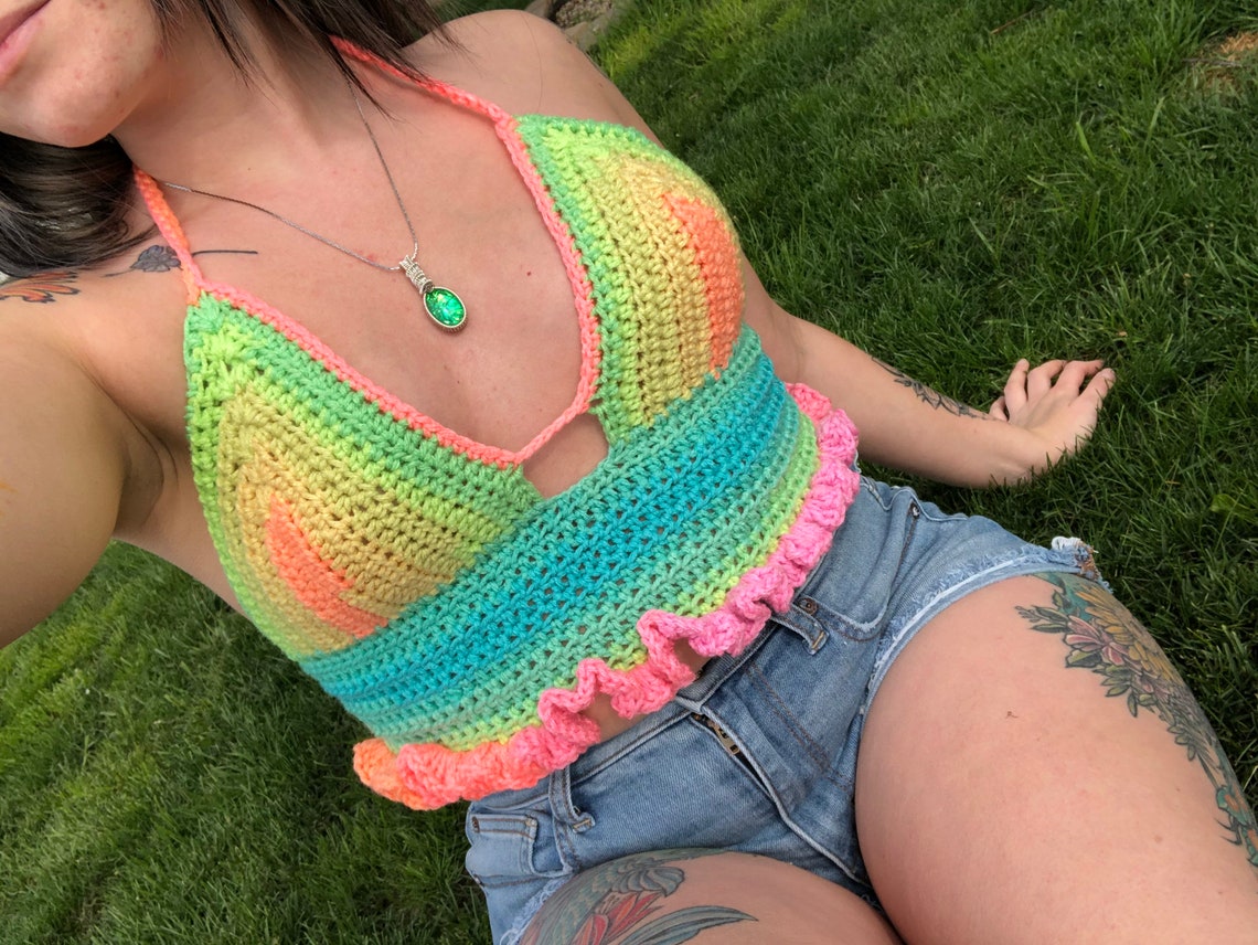 S/M Retro Stripe Crochet Crop Top